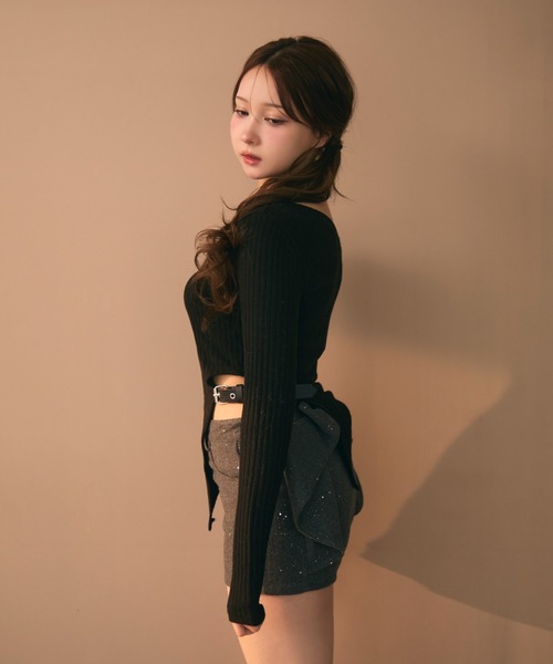 TITTY&CO.（ティティーアンドコー）の「アシメデザインスタッズリブトップス（Tシャツ/カットソー・レディース・グレー/ブラック・FREE）」の13枚目の写真