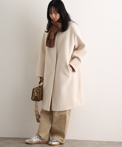 ElegChic(エレグシック)の「フェイクウールラムライクコート(ノーカラーコート・レディース・モカ/アイボリー/ネイビー・M/L)」の6枚目の写真