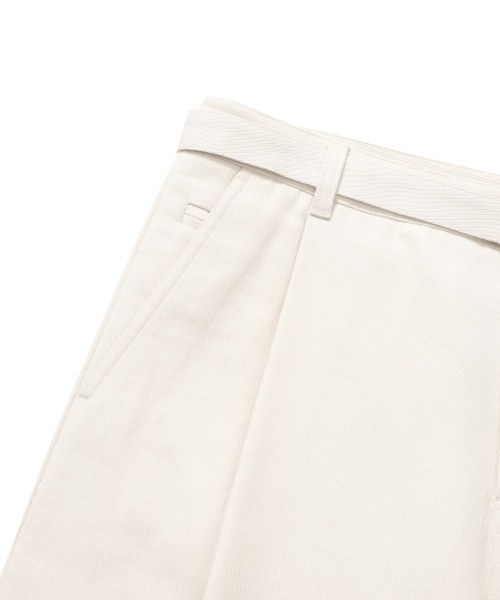 COVERNAT(カバーナット)の「コットンツイルツータックセミワイドフィットチノパンツアイボリー(その他パンツ・レディース・その他・SMALL/MEDIUM/LARGE/X-LARGE)」の7枚目の写真