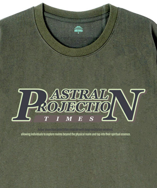 ASTRAL PROJECTION（アストラルプロジェクション）の「[オーバーフィット]ピアンタイムズ13睡眠ラウンドネック半袖Tシャツ_カーキ（Tシャツ/カットソー・メンズ・その他・LARGE/MEDIUM/X-LARGE/XX-LARGE）」の2枚目の写真