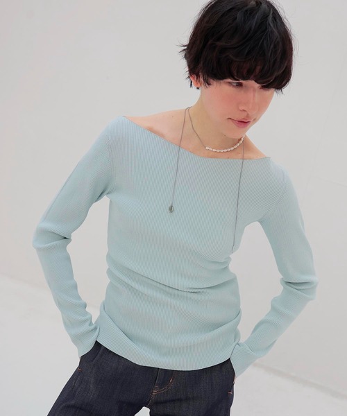 DRESSLAVE(ドレスレイブ)の「rib slim fit pull(リブスリムフィットプルオーバー)(Tシャツ/カットソー・レディース・ホワイト/ネイビー/ブルー・38)」の3枚目の写真