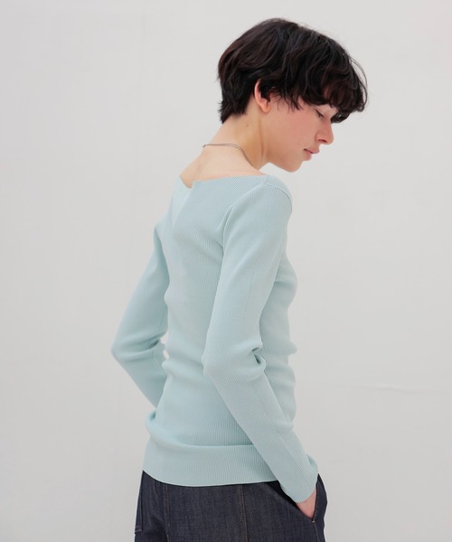 DRESSLAVE(ドレスレイブ)の「rib slim fit pull(リブスリムフィットプルオーバー)(Tシャツ/カットソー・レディース・ホワイト/ネイビー/ブルー・38)」の4枚目の写真