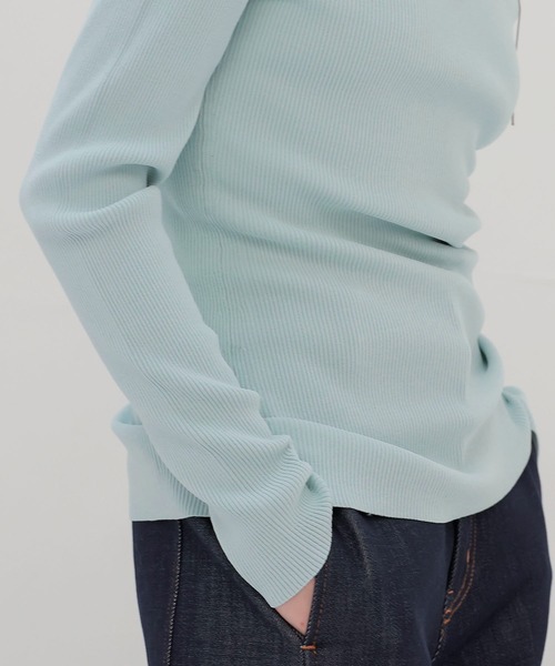 DRESSLAVE(ドレスレイブ)の「rib slim fit pull(リブスリムフィットプルオーバー)(Tシャツ/カットソー・レディース・ホワイト/ネイビー/ブルー・38)」の8枚目の写真