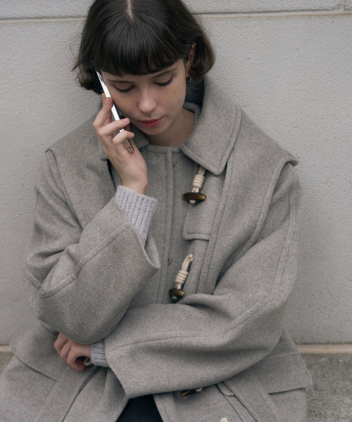 DRAWFIT WOMEN（ドローフィットウーマン）の「ソフトカシミヤフードスカーフダッフルコート [M.GREY]（チェスターコート・レディース・その他・MEDIUM/SMALL）」の2枚目の写真
