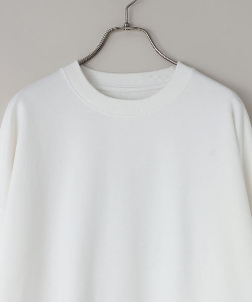 LOWRYS FARM（ローリーズファーム）の「LFM(U)【HELLO KITTY】スウェットクルー　608019（スウェット・メンズ・オフホワイト/ブラック・MEDIUM/LARGE）」の14枚目の写真