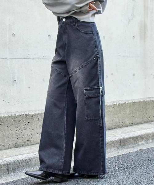 ANAP（アナップ）の「スタッズ デザイン カーゴ デニムパンツ（デニムパンツ・レディース・ダークアッシュ/ブルー・M/S）」の4枚目の写真