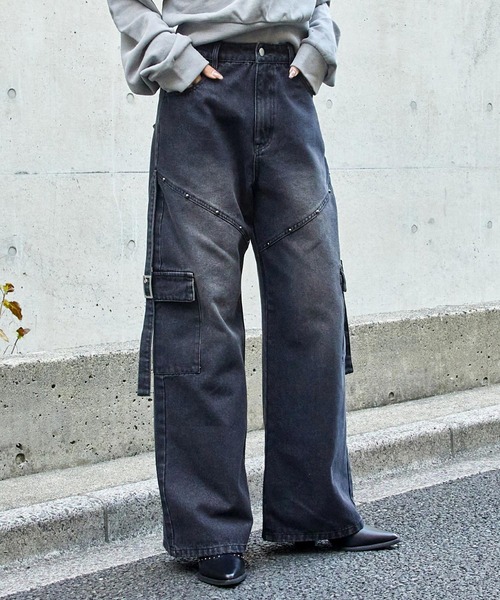 ANAP（アナップ）の「スタッズ デザイン カーゴ デニムパンツ（デニムパンツ・レディース・ダークアッシュ/ブルー・M/S）」の5枚目の写真