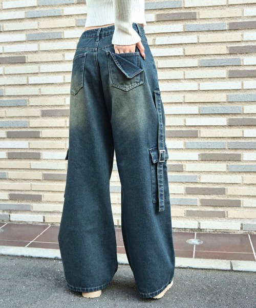 ANAP（アナップ）の「スタッズ デザイン カーゴ デニムパンツ（デニムパンツ・レディース・ダークアッシュ/ブルー・M/S）」の11枚目の写真