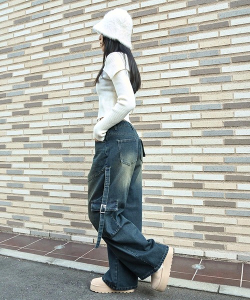 ANAP（アナップ）の「スタッズ デザイン カーゴ デニムパンツ（デニムパンツ・レディース・ダークアッシュ/ブルー・M/S）」の16枚目の写真