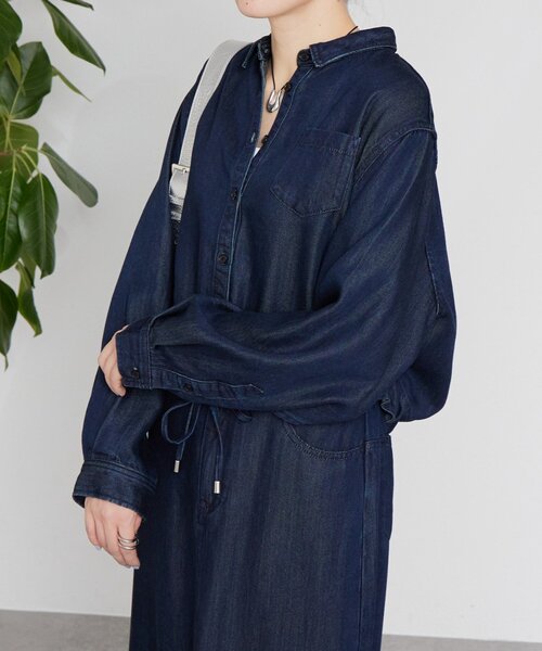 BEARDSLEY（ビアズリー）の「トロミデニムショートシャツ（シャツ/ブラウス・レディース・インディゴブルー・FREE）」の4枚目の写真