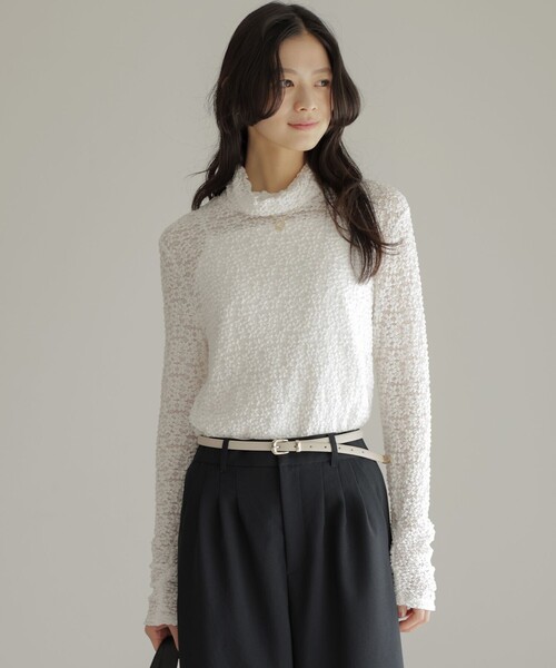 組曲（クミキョク）の「フラワーチュールタートルネック カットソー（Tシャツ/カットソー・レディース・ブラック系/アイボリー系・3/2）」の4枚目の写真