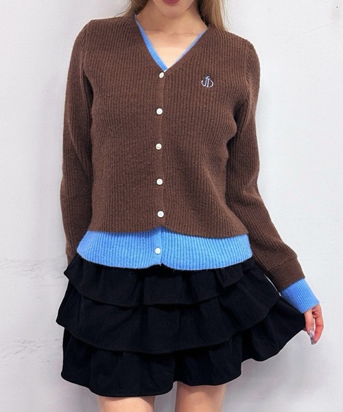 Judin(ジュディン)の「Layered two-tone cardigan【JD】(ニット/セーター・レディース・ブラウン/レッド/ブラック・FREE)」の2枚目の写真