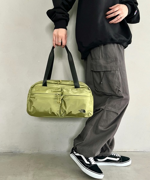 THE NORTH FACE(ザノースフェイス)の「THE NORTH FACE(ザ・ノースフェイス)/A4収納可 軽量 ダッフルバッグ ショルダーバッグ ボストンバッグ ロゴプリント/SP DUFFLE BAG S(ボストンバッグ・レディース・ブラウン/ブラック/カーキ/ダークパープル・FREE)」の9枚目の写真
