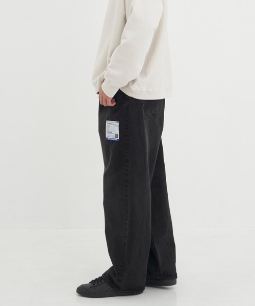 In・stru(men-tal).（インストルメンタル）の「【in・stru(men-tal)./ インストールメンタル】HARD WASHED SELVAGE DENIM BAGGY PANTS/Maison MIHARAYASUHIRO/メゾンミハラヤスヒロ（デニムパンツ・メンズ・ブラック/インディゴブルー・46/44）」の4枚目の写真
