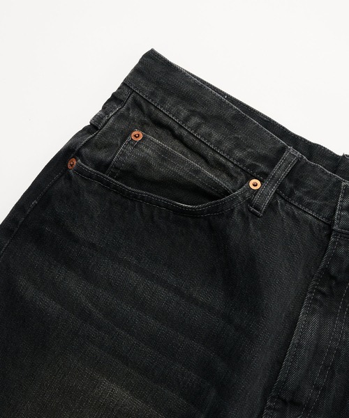 In・stru(men-tal).（インストルメンタル）の「【in・stru(men-tal)./ インストールメンタル】HARD WASHED SELVAGE DENIM BAGGY PANTS/Maison MIHARAYASUHIRO/メゾンミハラヤスヒロ（デニムパンツ・メンズ・ブラック/インディゴブルー・46/44）」の14枚目の写真