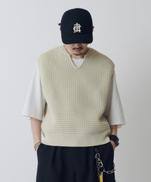 Lui's（ルイス）の「SURJENT ノースリーブスキッパーニット（ニット/セーター・メンズ）」