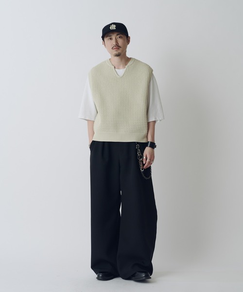 Lui's（ルイス）の「SURJENT ノースリーブスキッパーニット（ニット/セーター・メンズ・ブラック/アイボリー・1/2）」の6枚目の写真
