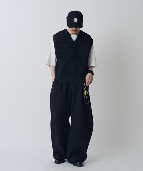 Lui's（ルイス）の「SURJENT ノースリーブスキッパーニット（ニット/セーター・メンズ・ブラック/アイボリー・1/2）」の13枚目の写真