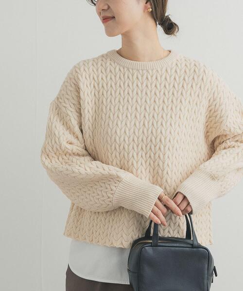 URBAN RESEARCH DOORS（アーバンリサーチドアーズ）の「ヘリンボーン柄ニットプルオーバー（ニット/セーター・レディース・ライトベージュ/チャコールグレー・FREE）」の4枚目の写真