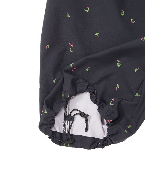ELCHELE(エルチェレ)の「PAGE2025 #2 RADISH CARGO PT(Tシャツ/カットソー・レディース・ブラック/ホワイト・36/38)」の10枚目の写真