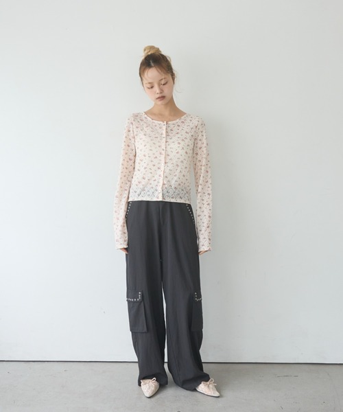 Smyeon(スミョン)の「Eyelet design cargopants/ハトメデザインカーゴパンツ(カーゴパンツ・レディース・チャコールグレー/アイボリー・SMALL/MEDIUM)」の19枚目の写真