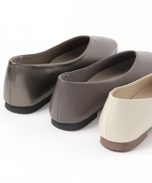 studio CLIP(スタディオクリップ)の「やわ楽Vカットパンプス(パンプス・レディース・ブラック/アイボリー/ダークグレー/その他1・MEDIUM/LARGE)」の12枚目の写真