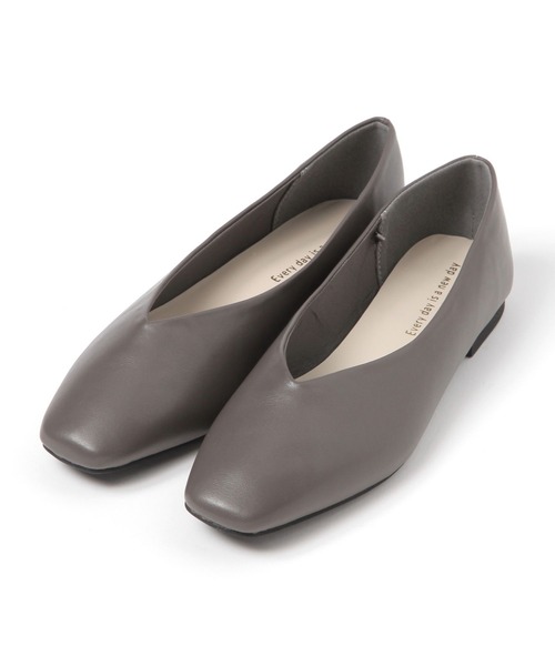 studio CLIP(スタディオクリップ)の「やわ楽Vカットパンプス(パンプス・レディース・ブラック/アイボリー/ダークグレー/その他1・MEDIUM/LARGE)」の18枚目の写真