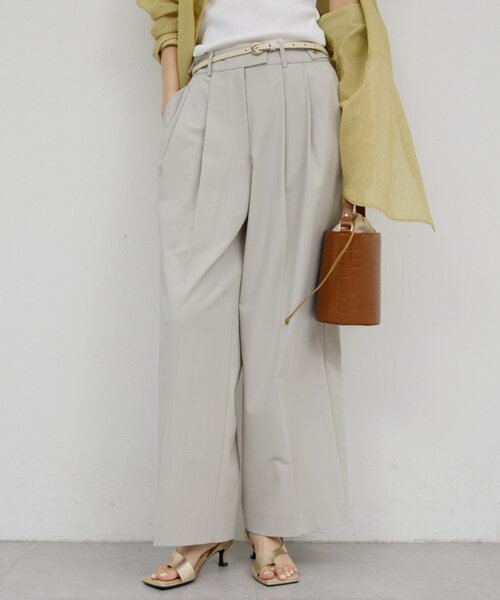 GALLARDAGALANTE(ガリャルダガランテ)の「【ウエスト調整可能】【手洗い可】梳毛タックワイドパンツ(その他パンツ・レディース・ベージュ/ライトグレー・0/1)」の3枚目の写真