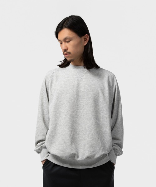DAIWA PIER39（ダイワピア39）の「DAIWA PIER39  TECH SWEAT CREW FREEDOM SLEEVE　ダイワ ピア39（スウェット・メンズ・ブルー/ヘザーグレー/ブラック/ブラウン・S/M/L/XL）」の20枚目の写真