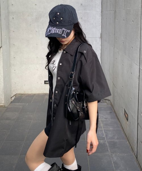 lilful(リルフル)の「【26年春夏新作】クロスジップアップギミック半袖シャツ(シャツ/ブラウス・メンズ・ブラック/ホワイト・L/M)」の14枚目の写真