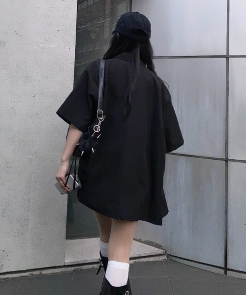 lilful(リルフル)の「【26年春夏新作】クロスジップアップギミック半袖シャツ(シャツ/ブラウス・メンズ・ブラック/ホワイト・L/M)」の20枚目の写真