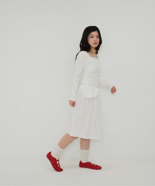 Uenui（ウニュイ）の「【 Cunii 】 lace layered rib top（Tシャツ/カットソー・レディース・ホワイト/ベージュ/グレー・FREE）」の18枚目の写真