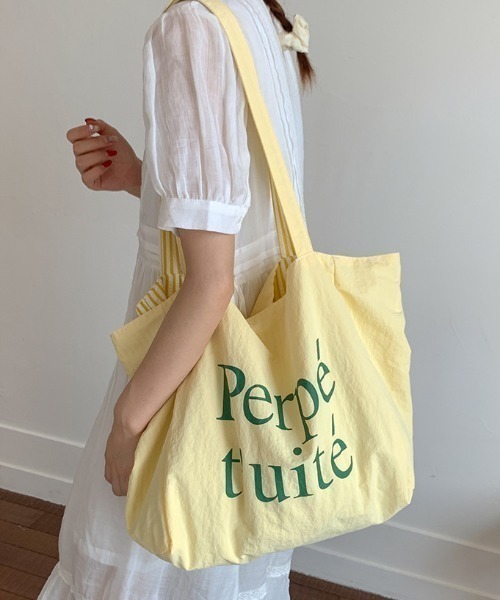 SHEPP(シープ)の「【大容量/リバーシブル】レタリングロゴ ストライプ キャンパス ビッグ トートバッグ(トートバッグ・レディース・レッド/グリーン/イエロー/ブルー・F)」の10枚目の写真