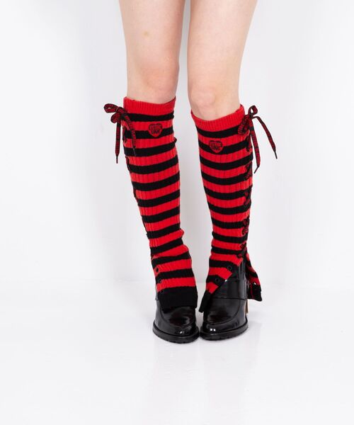 HYSTERIC GLAMOUR（ヒステリックグラマー）の「VOTED/HYSTERIC LOVE刺繍 レッグウォーマー（レッグウォーマー・レディース・ホワイト/レッド・FREE）」の8枚目の写真