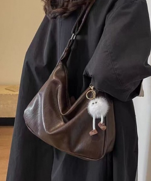 LAC-VERT（ラック・ヴェール）の「フェイクレザーショルダーバッグ（ショルダーバッグ・レディース・ダークブラウン/ブラック・FREE）」の10枚目の写真