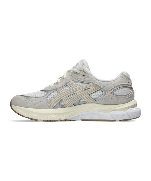 ASICS(アシックス)の「GEL-NYC 2.0 / ゲルエヌワイシー 2.0(スニーカー・メンズ・ホワイト系その他・25/26/28/24.5/27.5/29/23/23.5/28.5/24/26.5/25.5/27/29.5)」の4枚目の写真
