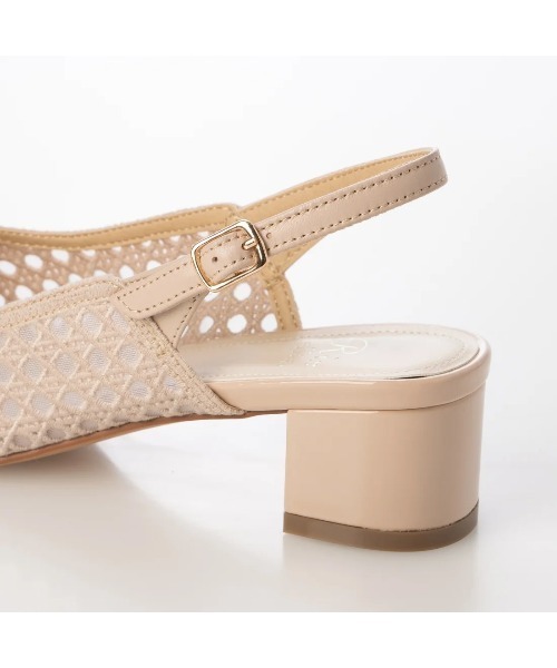 Riz raffinee(リズラフィーネ)の「バックストラップパンプス(パンプス・レディース・ライトベージュ/ブラック・22.5cm/24.5cm/24cm/23.5cm/23cm)」の21枚目の写真