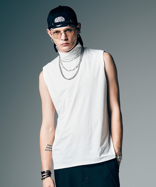 glamb(グラム)の「Tech High Neck Tank Top / テックメッシュネックタンクトップ(タンクトップ・メンズ・ブラック/カーキ/ホワイト・S/M/L)」の2枚目の写真