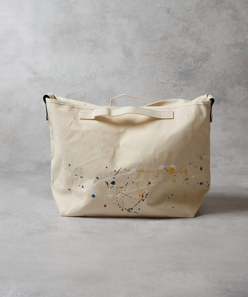 NUMBER (N)INE(ナンバーナイン)の「HAND PAINTED CANVAS 2WAY HANDLE FLAP SHOULDER BAG / LARGE / ハンドペイント コットン キャンバス 2way ハンドル フラップ ショルダーバッグ ラージサイズ(ショルダーバッグ・メンズ・アイボリー系2/ブラック系その他2/アイボリー/ブラック・FREE)」の15枚目の写真