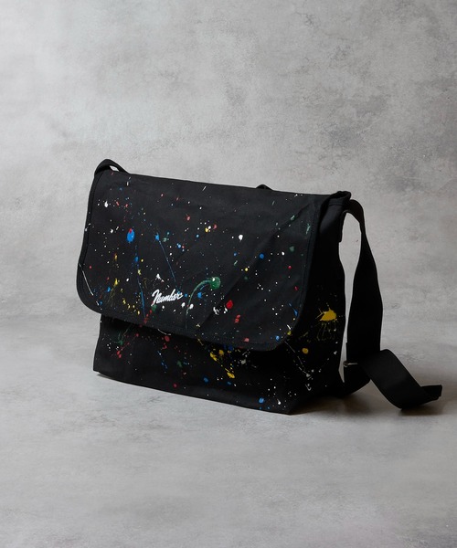 NUMBER (N)INE(ナンバーナイン)の「HAND PAINTED CANVAS 2WAY HANDLE FLAP SHOULDER BAG / LARGE / ハンドペイント コットン キャンバス 2way ハンドル フラップ ショルダーバッグ ラージサイズ(ショルダーバッグ・メンズ・アイボリー系2/ブラック系その他2/アイボリー/ブラック・FREE)」の6枚目の写真