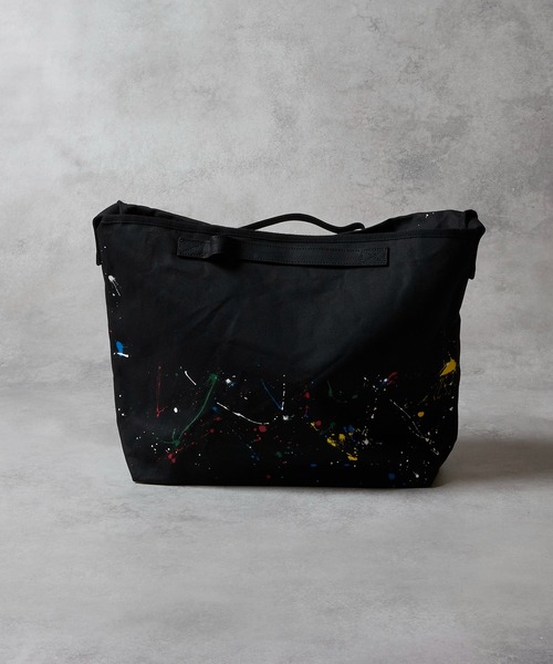 NUMBER (N)INE(ナンバーナイン)の「HAND PAINTED CANVAS 2WAY HANDLE FLAP SHOULDER BAG / LARGE / ハンドペイント コットン キャンバス 2way ハンドル フラップ ショルダーバッグ ラージサイズ(ショルダーバッグ・メンズ・アイボリー系2/ブラック系その他2/アイボリー/ブラック・FREE)」の9枚目の写真