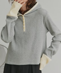 ad thie（アドティエ）の「バイカラー ワッフル パーカー（パーカー）」