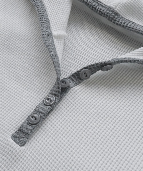 ad thie（アドティエ）の「バイカラー ワッフル パーカー（パーカー・レディース・ライトグレー系1/オフホワイト/ブラック/ライトグレー系2/チャコールグレー・FREE）」の11枚目の写真