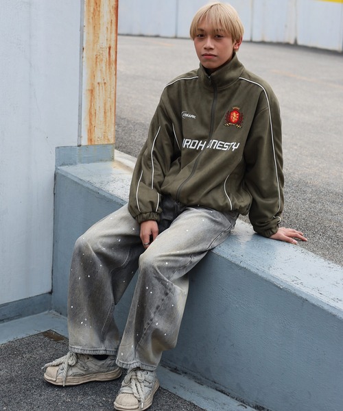 ATMARK(アットマーク)の「《2サイズ展開 / UNISEX 》ATMARK エンブレムロゴスウェードトラックジャケット(ブルゾン・レディース・カーキ/ピンク/ブラック・L/M)」の16枚目の写真