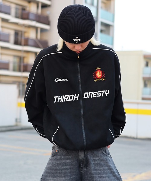 ATMARK(アットマーク)の「《2サイズ展開 / UNISEX 》ATMARK エンブレムロゴスウェードトラックジャケット(ブルゾン・レディース・カーキ/ピンク/ブラック・L/M)」の21枚目の写真