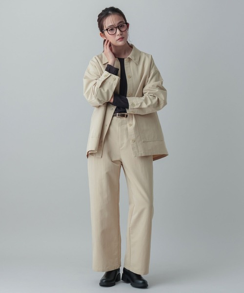 GLOBAL WORK（グローバルワーク）の「MATINEE LINE/チノカバーオール/636119（デニムジャケット・レディース・ブラウン系その他6/オフホワイト・MEDIUM/LARGE）」の4枚目の写真