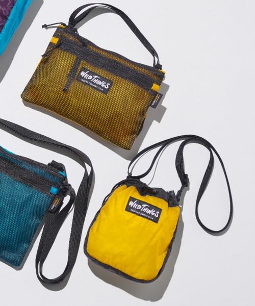 WILD THINGS（ワイルドシングス）の「men's FUDGE掲載モデル【WILD THINGS】LIGHT OPEN POUCH 超軽量 リップストップナイロン ミニショルダー 巾着ポーチ（ショルダーバッグ・レディース・カーキ/ブラック/クリアブラウン/ターコイズブルー/イエロー/パープル・ONE SIZE）」の12枚目の写真