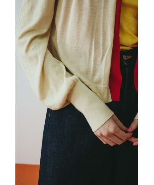 HeRIN.CYE(ヘリンドットサイ)の「layered knit cardigan レイヤードニットカーディガン(カーディガン/ボレロ・レディース・グレー/ベージュ/イエロー・FREE)」の5枚目の写真