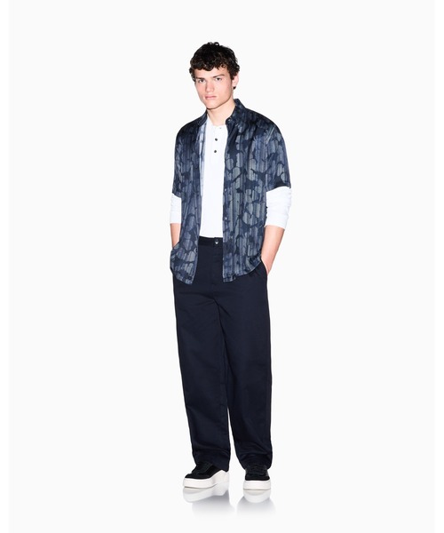 ARMANI EXCHANGE（アルマーニエクスチェンジ）の「【A|X アルマーニ エクスチェンジ】オールオーバープリント 半袖シャツ/BOXY（シャツ/ブラウス・メンズ・ブラウン系/ネイビー系/ブラック系・LARGE/X-SMALL/X-LARGE/SMALL/MEDIUM）」の10枚目の写真