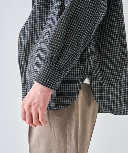 EDIFICE(エディフィス)の「コットンリネン ラウンド カラー シャツ(シャツ/ブラウス・メンズ・ブラック系その他/ブラック/ブラックミックス・2/3)」の17枚目の写真